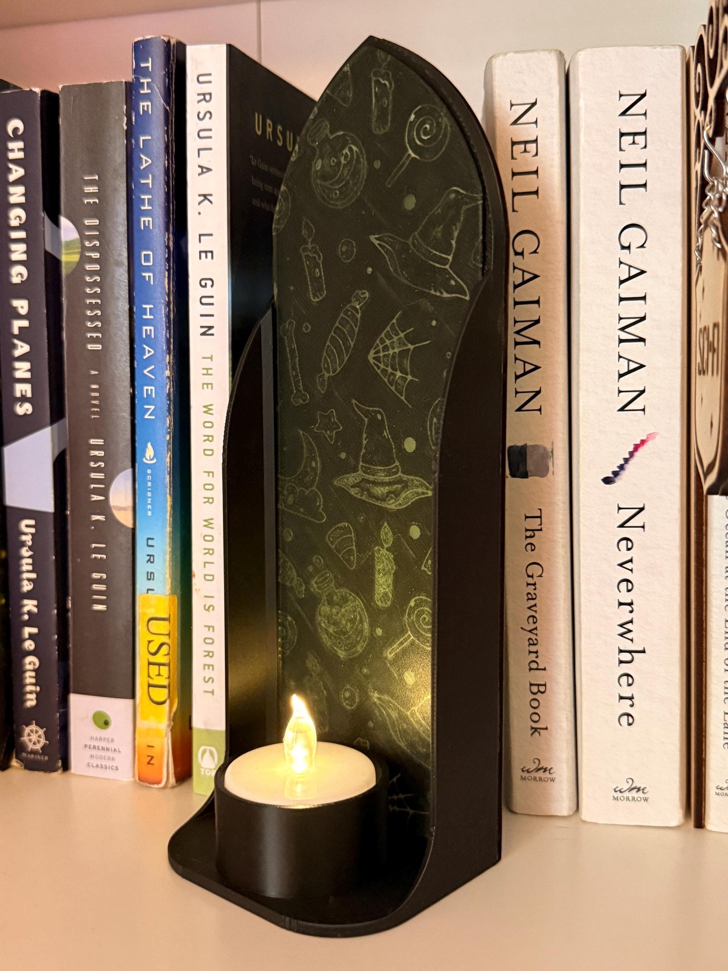 Gothic Cathedral Book Nook: 3D Printed, Laser Cut Wood, Bookmark Storage